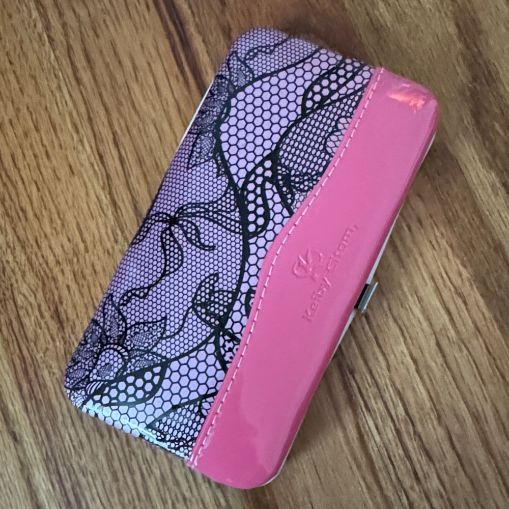 Pink and Black Lace Manicure Set